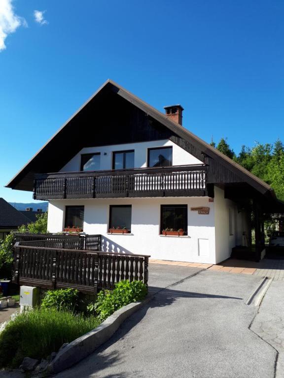238 Spodnje Gorje Apartamento Exterior foto