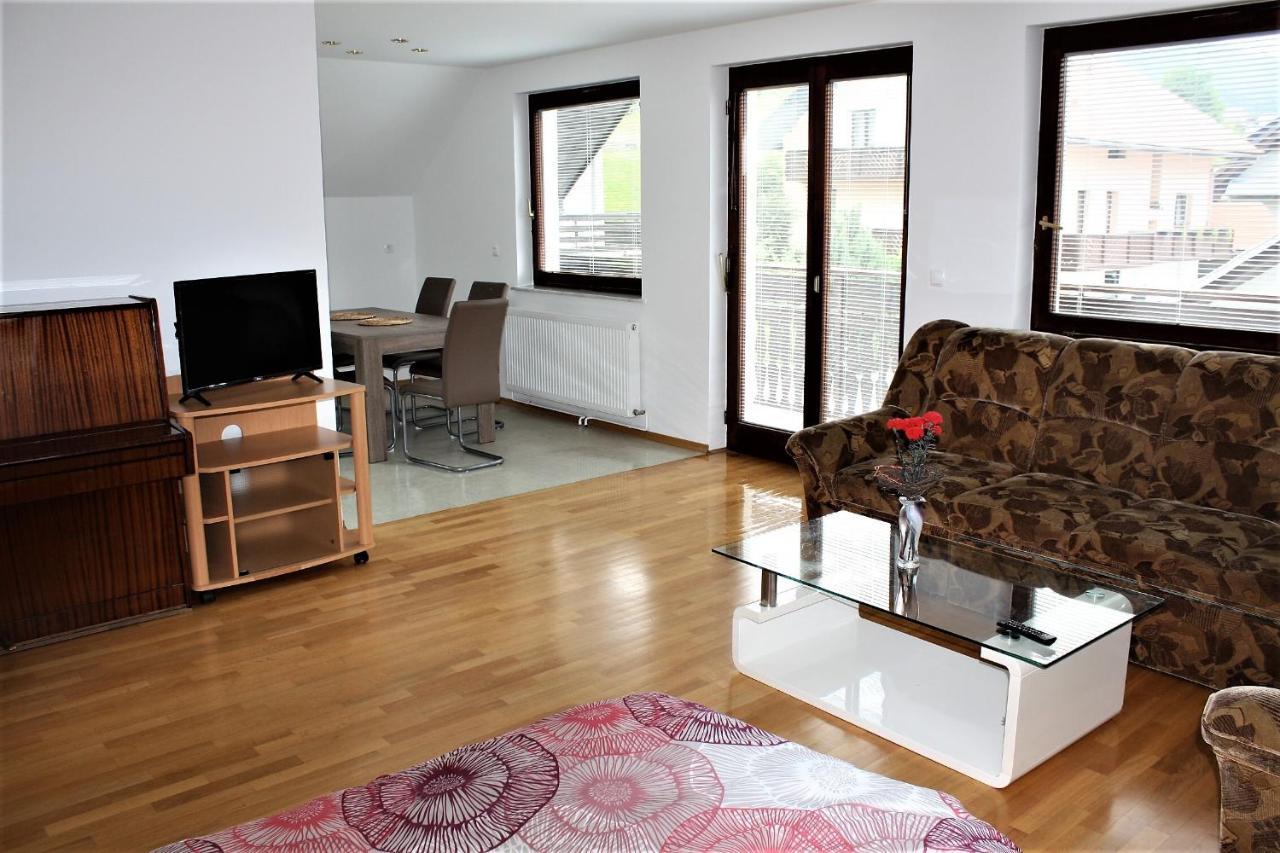 238 Spodnje Gorje Apartamento Exterior foto